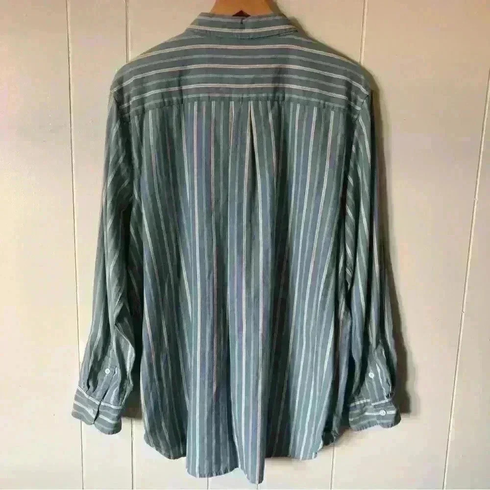 Reposhing Lauren Ralph Lauren Women’s Blue & White Striped Button-Down Shirt NWT - Picture 8 of 13